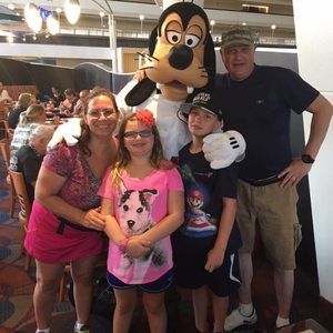 Meet your Posher, Christopher